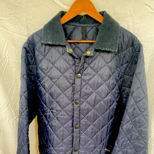 Barbour Style#2707 jacket with corduroy collar.